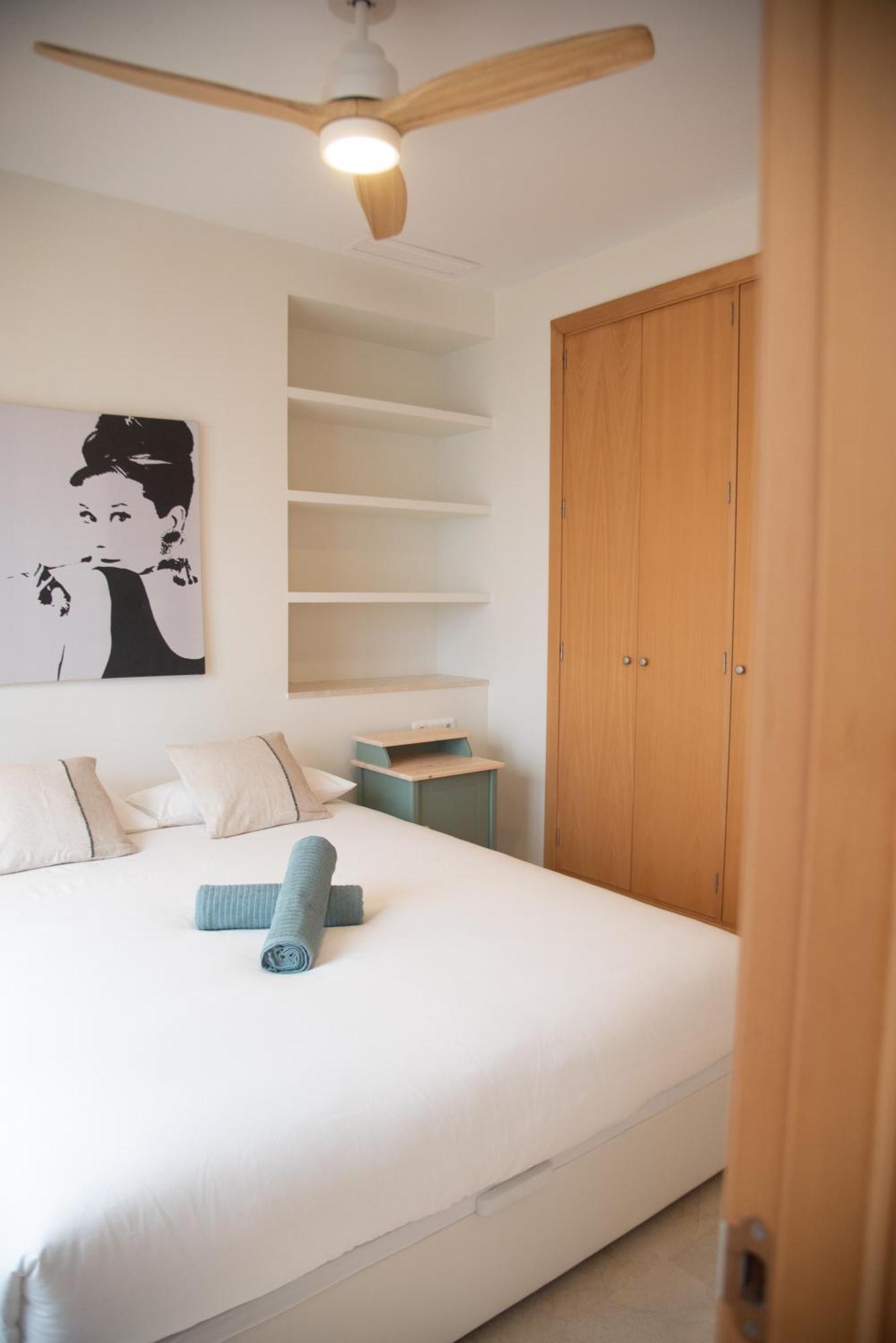 Tentudia Charming Apartments With Private Roof-Top Or Patio In San Bernardo By Ocityzen Seville Ngoại thất bức ảnh