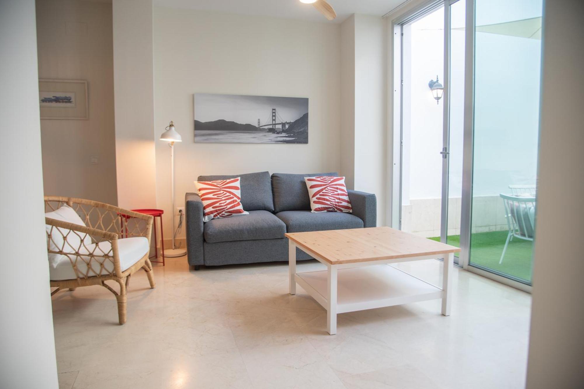 Tentudia Charming Apartments With Private Roof-Top Or Patio In San Bernardo By Ocityzen Seville Ngoại thất bức ảnh