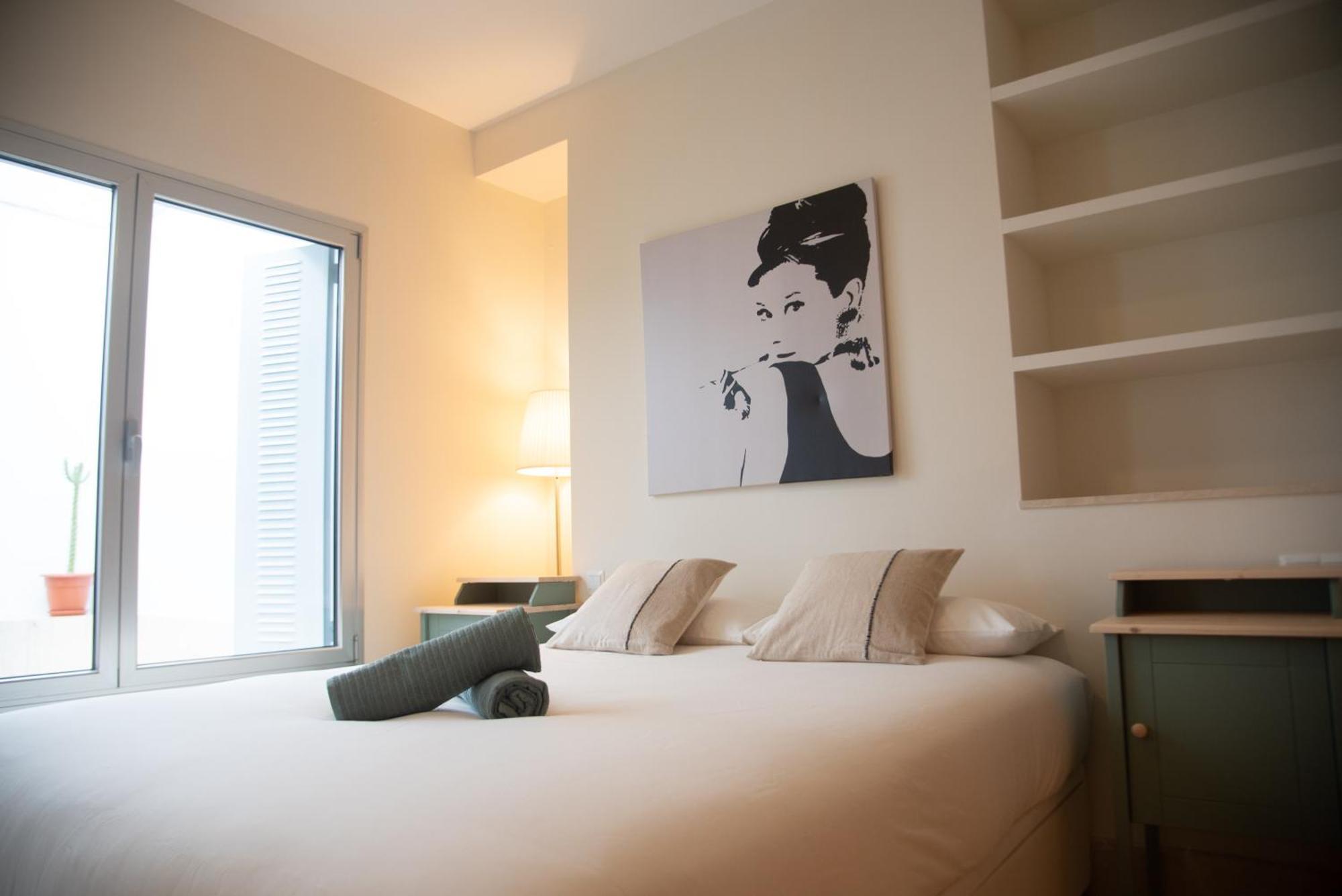 Tentudia Charming Apartments With Private Roof-Top Or Patio In San Bernardo By Ocityzen Seville Ngoại thất bức ảnh
